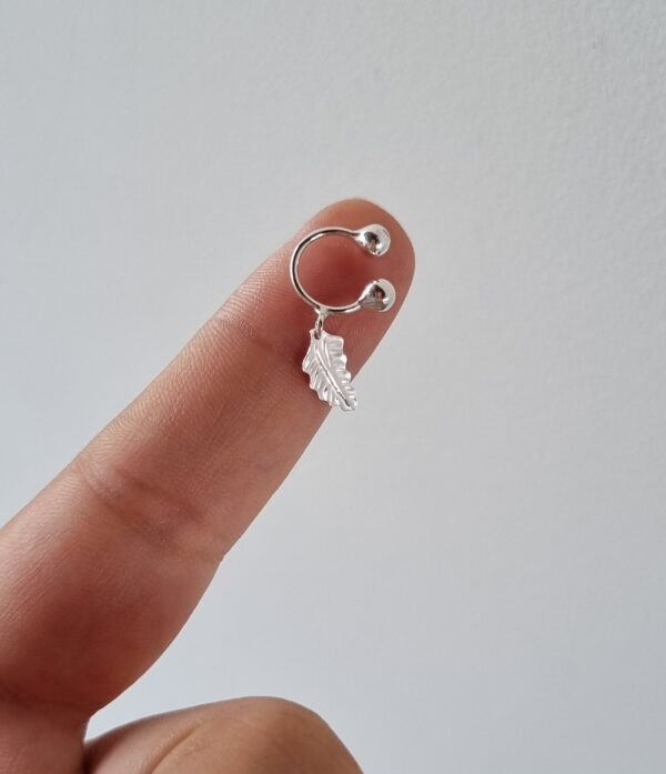 Piercing Fake Folha Pendurada Prata 925 - Imagem 3