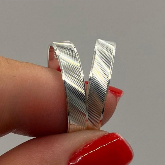 Aliança de Prata 950 4mm 2g 4009 - Imagem 3