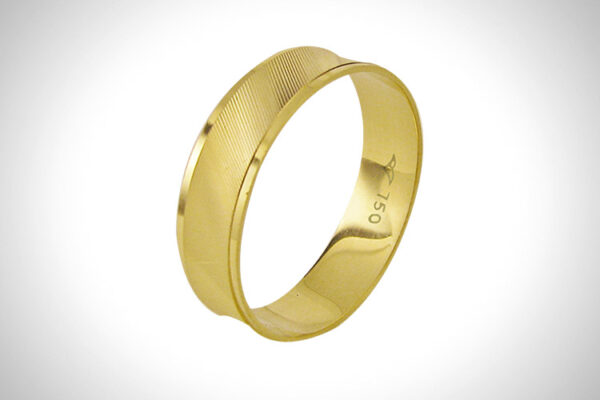 Aliança de Ouro 18k 5,15mm aprox. 1,7 Gr