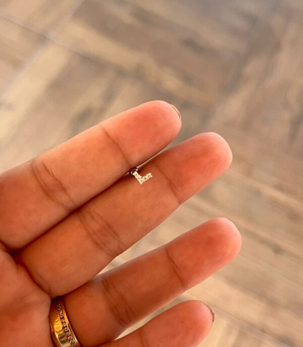 Piercing Tragus em Prata 925 e haste em aço cirúrgico - Imagem 5